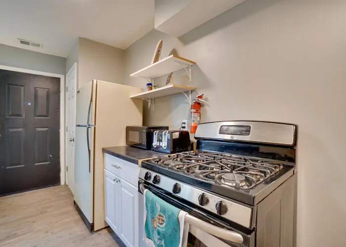 Dtwn Getaway: Pet Friendly W/ Fee! Сasa de vacaciones *